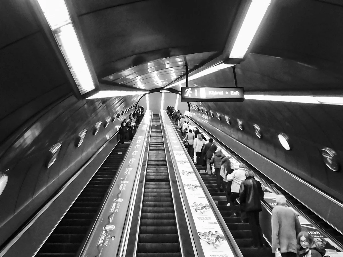 Prix d'un monte-escalier Stannah en 2026 : tarifs et aides financières